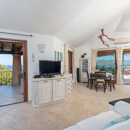 Con Piscina Privata Vista 180 Gradi Sul Mare * קניגיונה